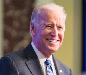 Joe Biden sonriendo