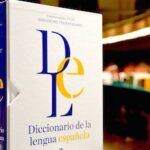 Edición en papel del Diccionario de la lengua española