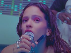 Rosalía en el videoclip de Candy