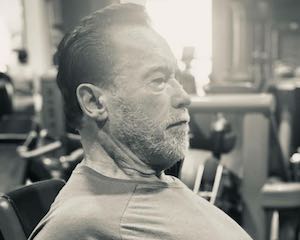 Arnold entrenando